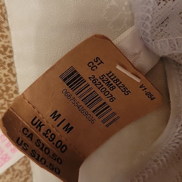 Nwt Victoria secret undies - Picture 2 of 3